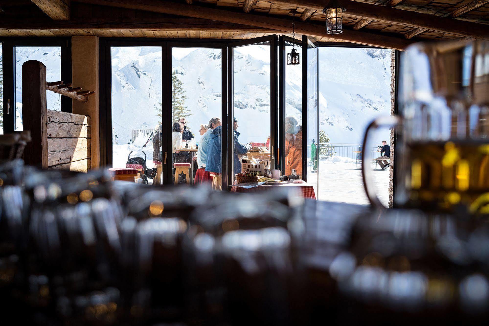 Berghotel Truebsee - Accessible Only By Cable Car Engelberg Exterior photo